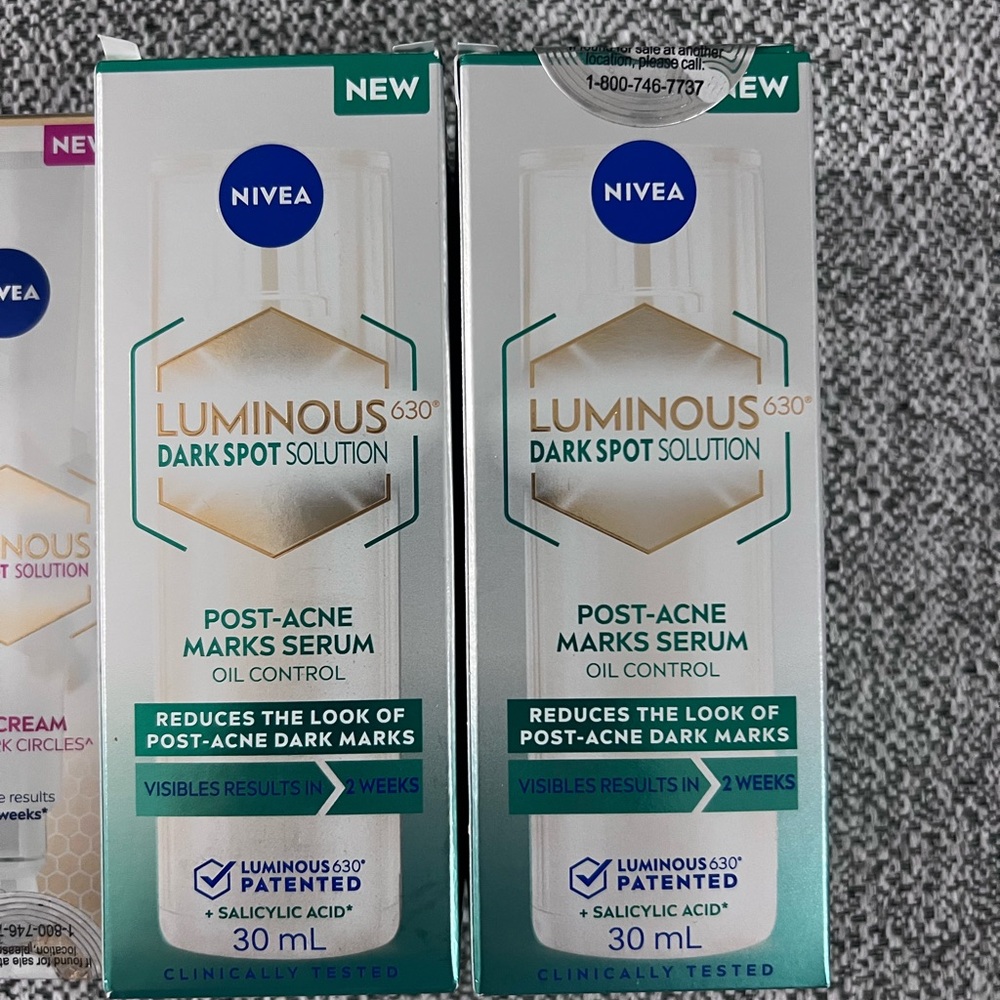 NIVEA Luminous Dark Spot Solution Serum - White and Gold